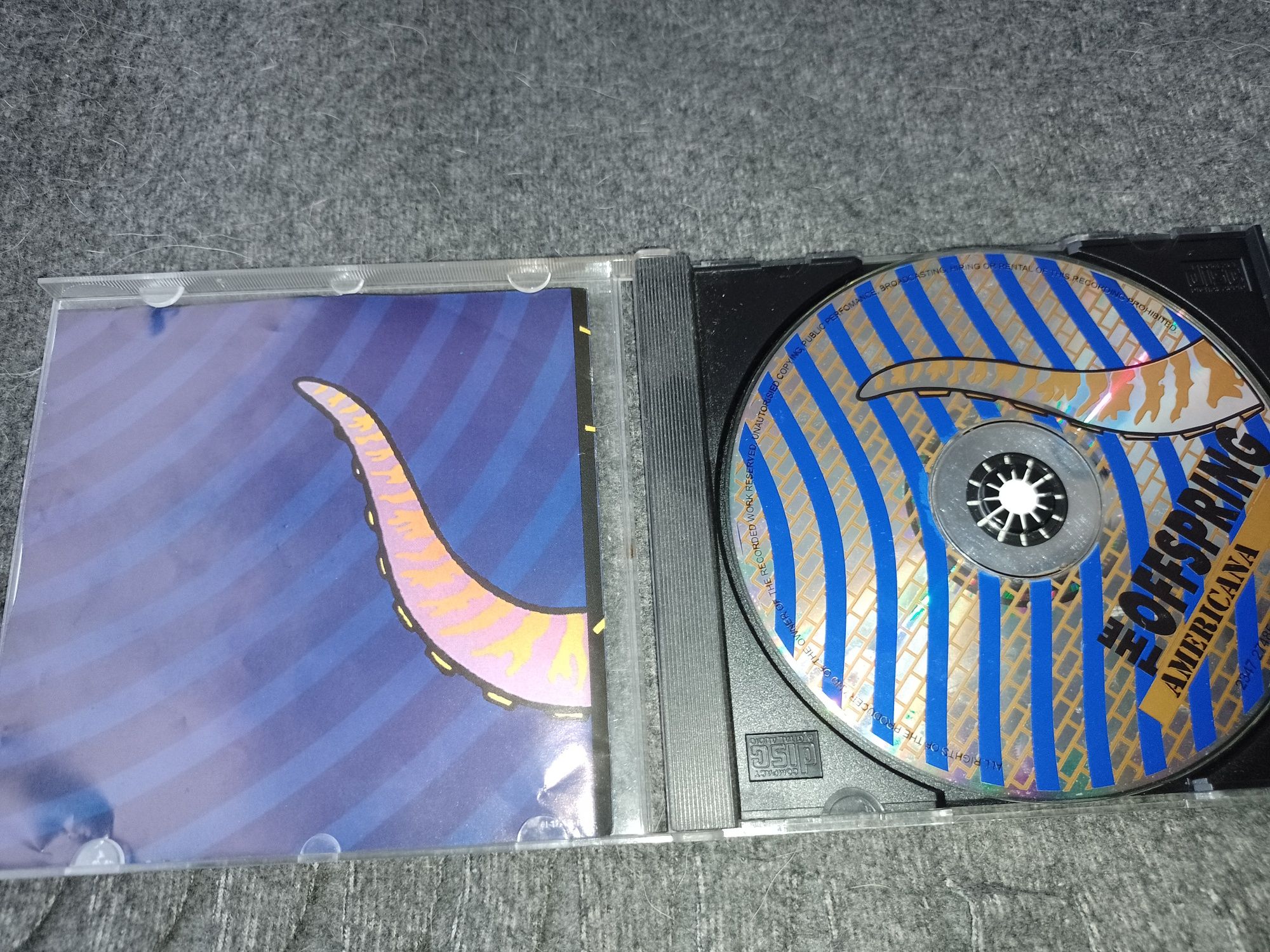 CD offspring americana