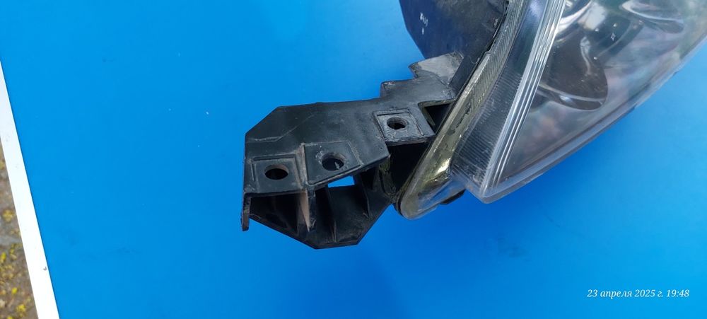 Фара передняя левая Mazda 3 bk хетчбек  (03-09г)