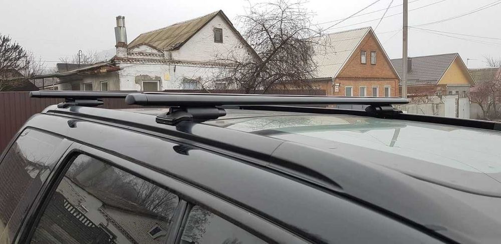 Багажник на крышу Subaru Forester 2, Outback в штатные места, рейлинги