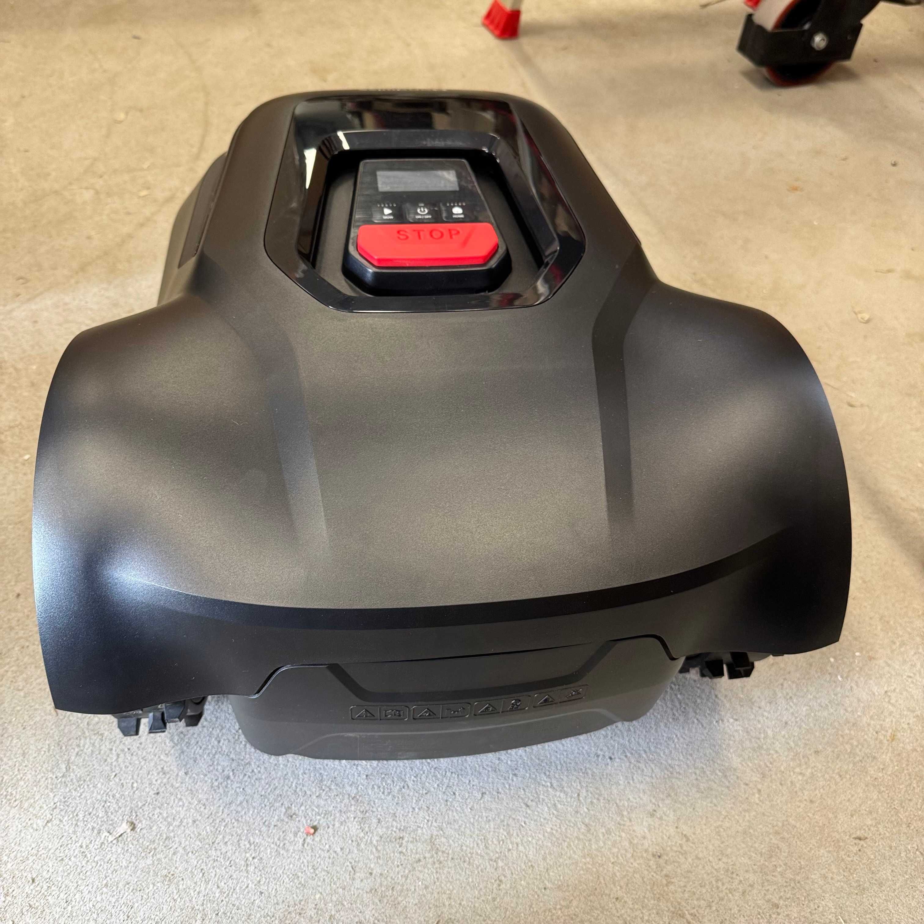 Robot koszący, 2,4 G WiFi lub Bluetooth aplikacja Handwise 500 m² IPX6