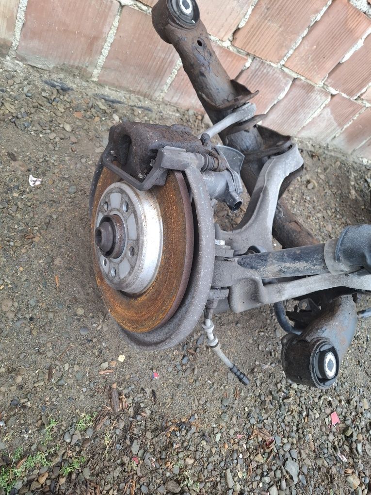 Belka wózek tył audi a4 b8 sedan 2.0tdi