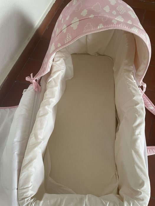 Alcofa de bébé rosa