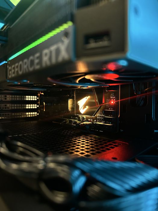 Komputer RTX 4080 SUPER Ryzen 7 5700x 32/1tb