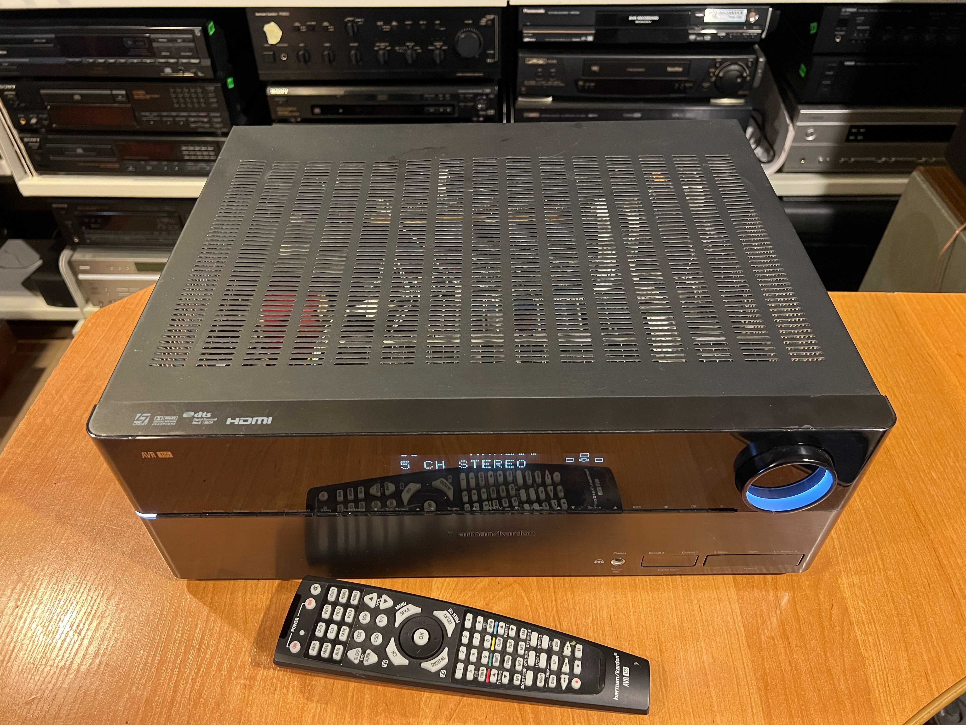 Amplituner Harman/Kardon AVR155 Audio Room