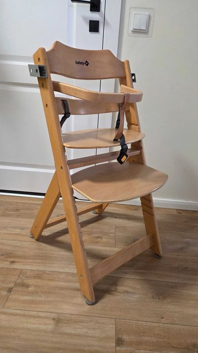 Krzeslo do karmienia Safety 1st