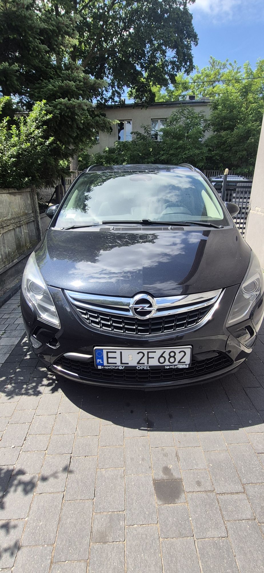 Opel Zafira C 1.4turbo Automat Kamera  7os.2015r uszkodzony silnik