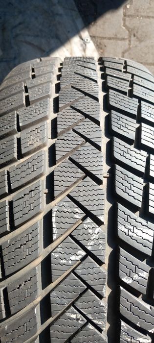 Opony zimowe 2 szt