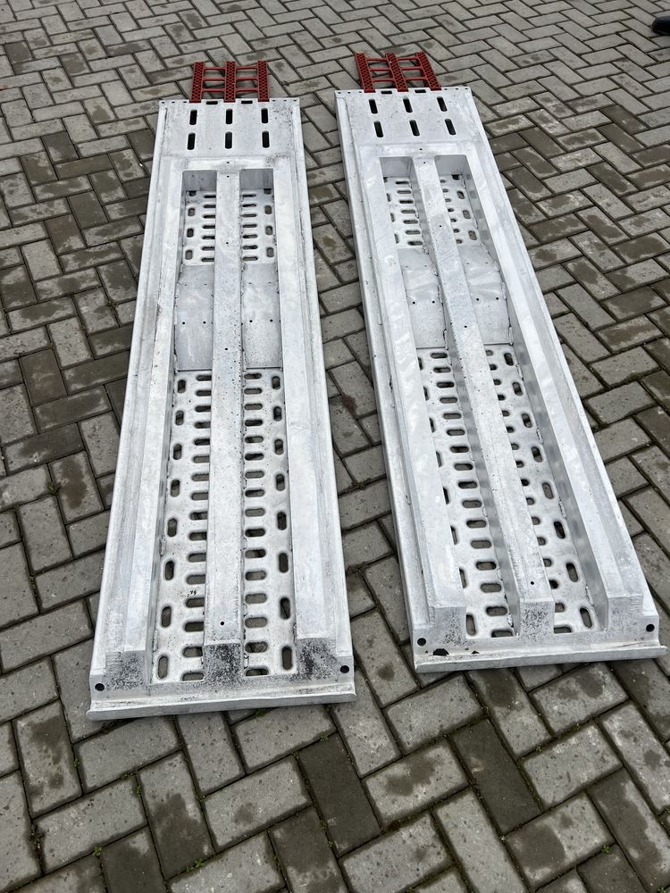 Najazdy aluminiowe Kassbohrer 230 cm 55 cm 8 cm nosnosc 8t
