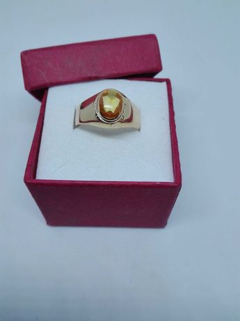 Złoty pierścionek z miodowym oczkiem złoto 333