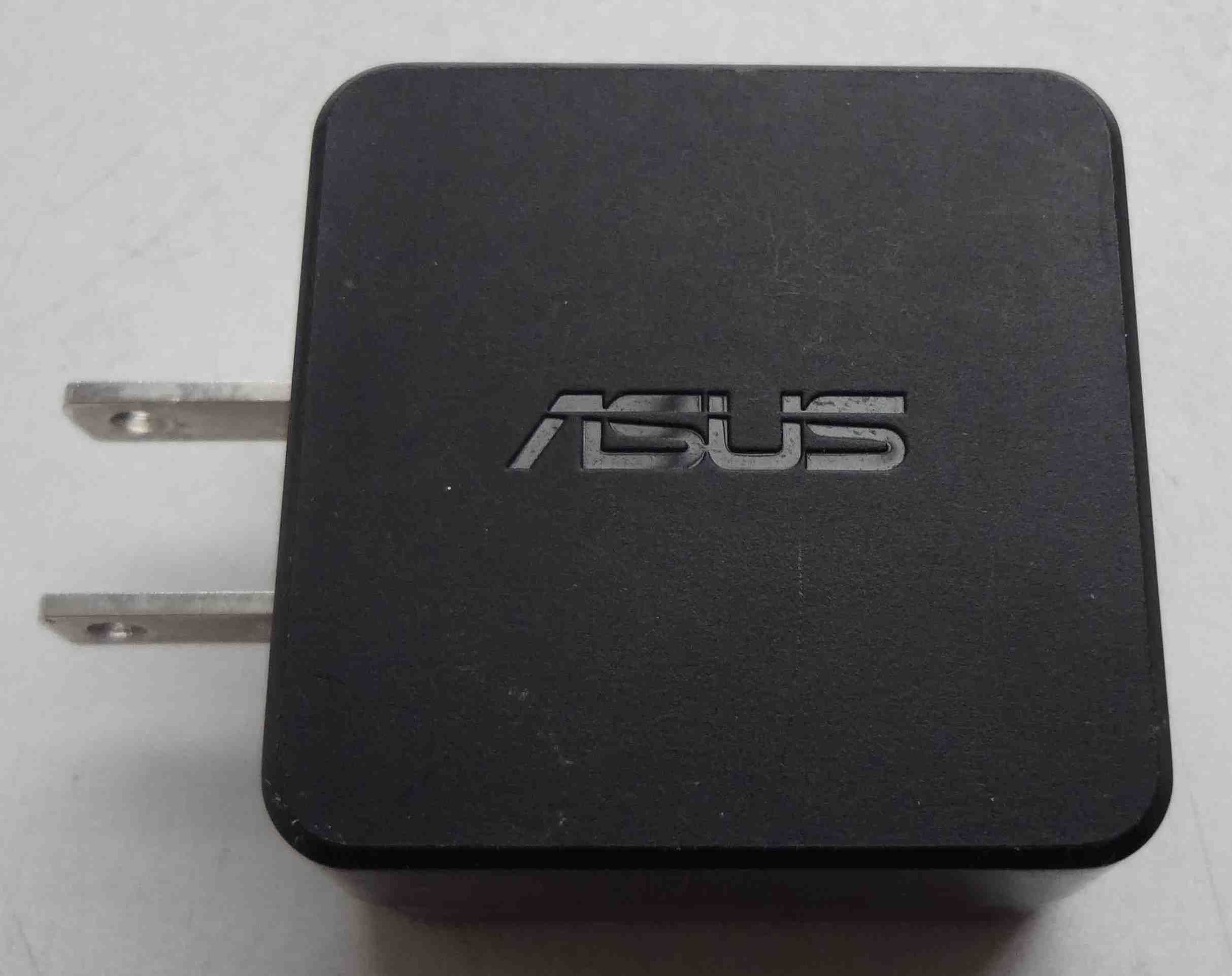 Блок питания Asus 5V 2A модель PSA10A-050Q Сетевая зарядка