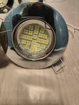 Halogeny oprawki plus żarówki  LED