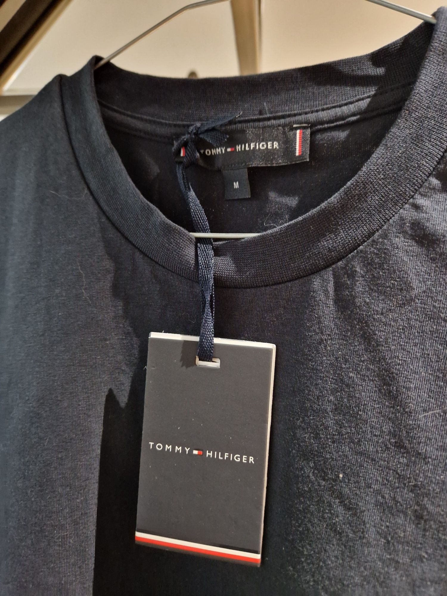 Granatowa koszulka Tommy Hilfiger M