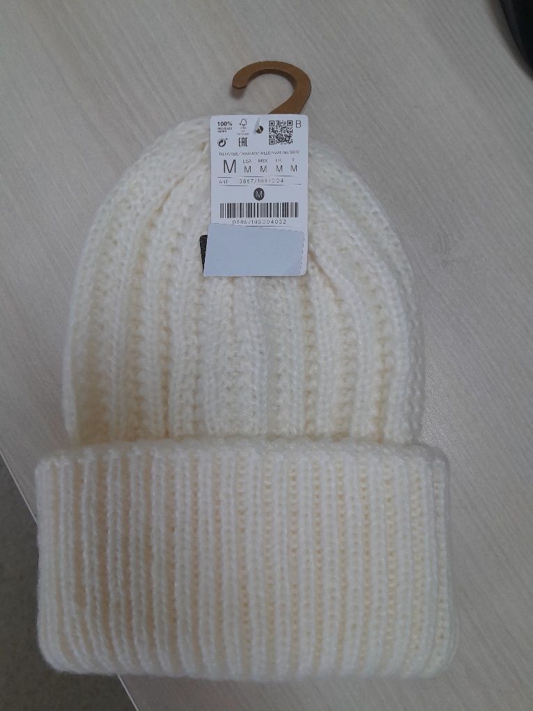Шапка зимова Stradivarius р. M