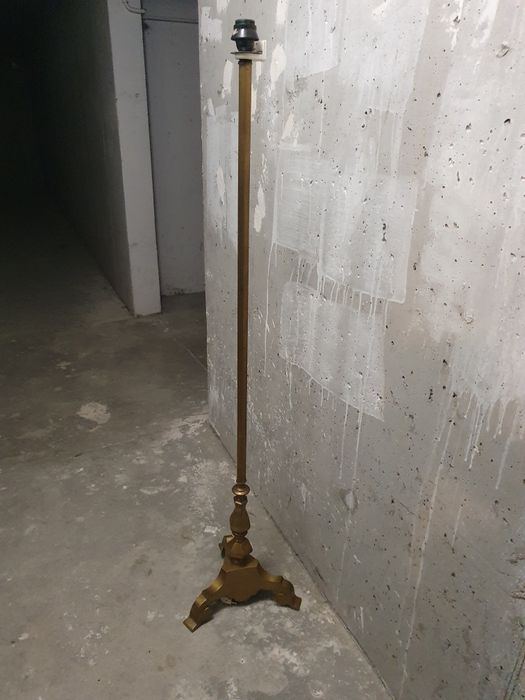 Lampa stojąca mosiężna