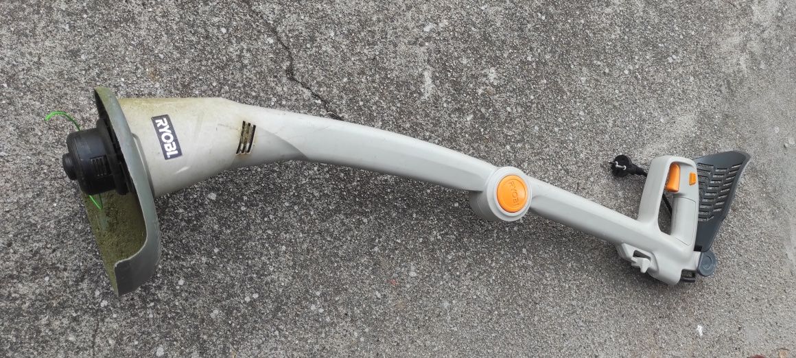 Podkaszarki elektryczne Ryobi i marketowa