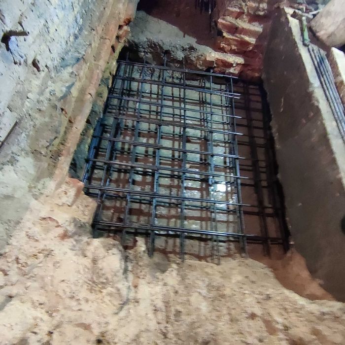 Podbijanie fundamentów, naprawy fundamentów, ankrowanie