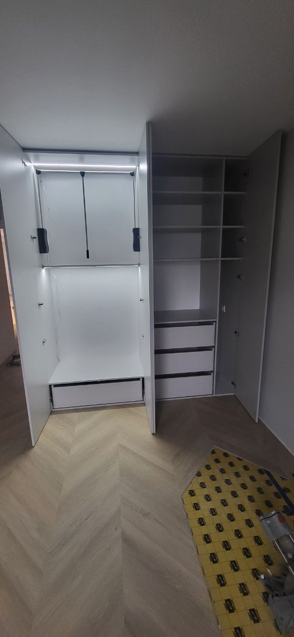 Szafy przesuwne garderoby szybko solidnie