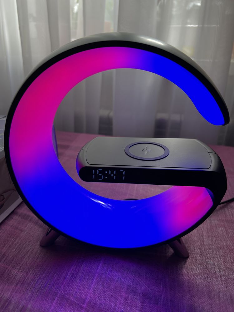 нічник RGB G-Smart Light з бездротовою зарядкою