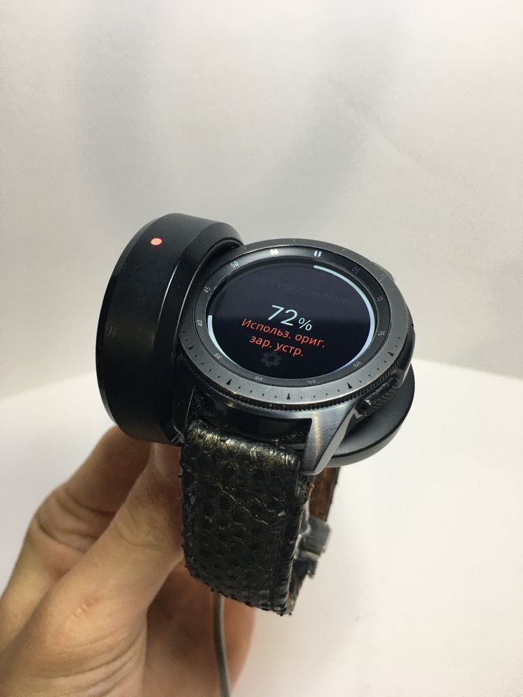 Часы Samsung Galaxy Watch
