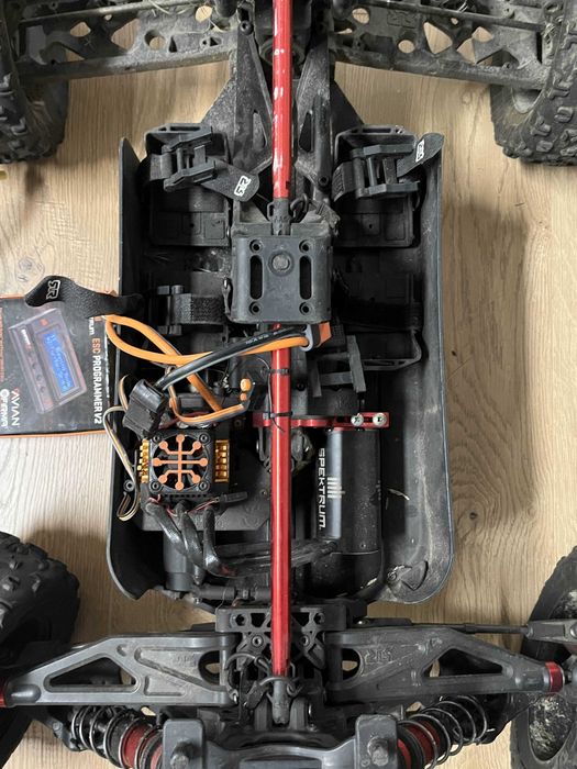 Arrma Kraton 8s.