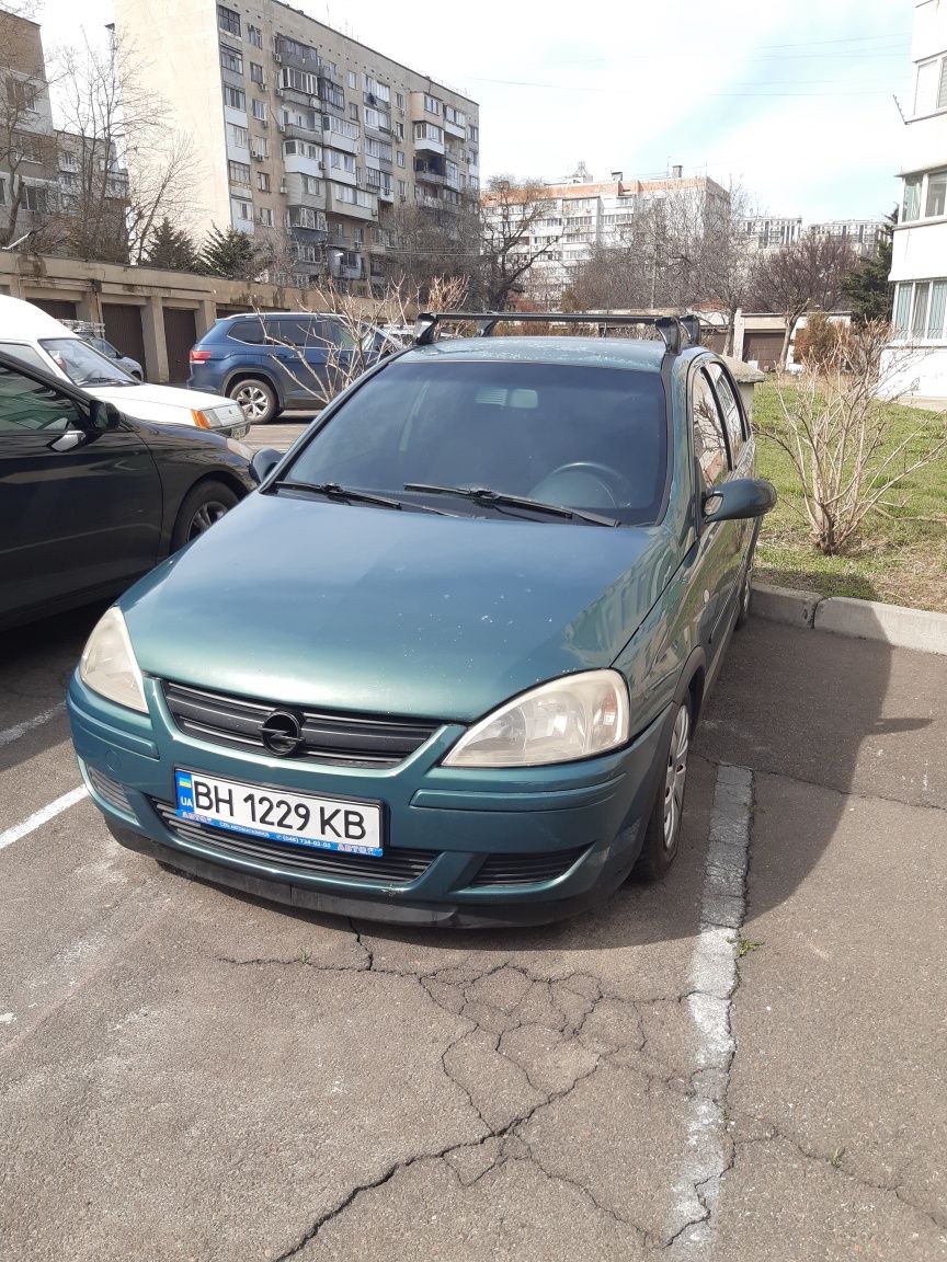 Opel Corsa C 2004 1.2 мкпп (читайте описание)