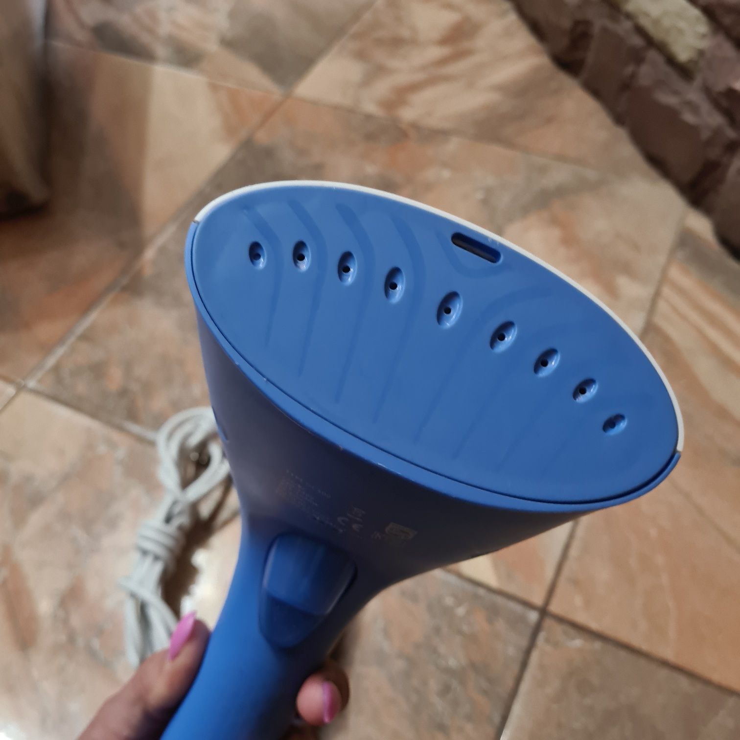 Ручні відпарювачі Philips GC300