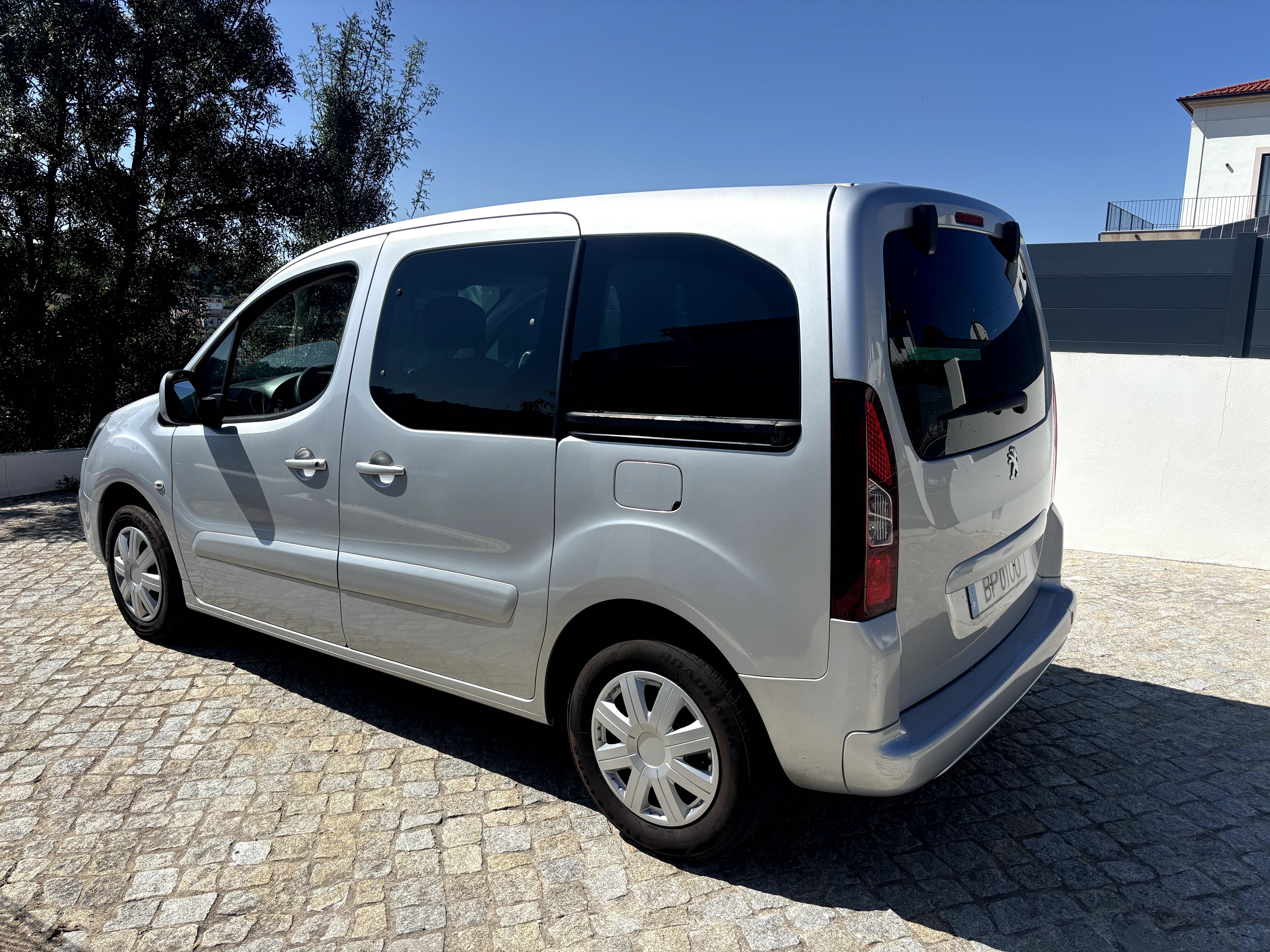 Peugeot Partner 120 cv 5 lugares
