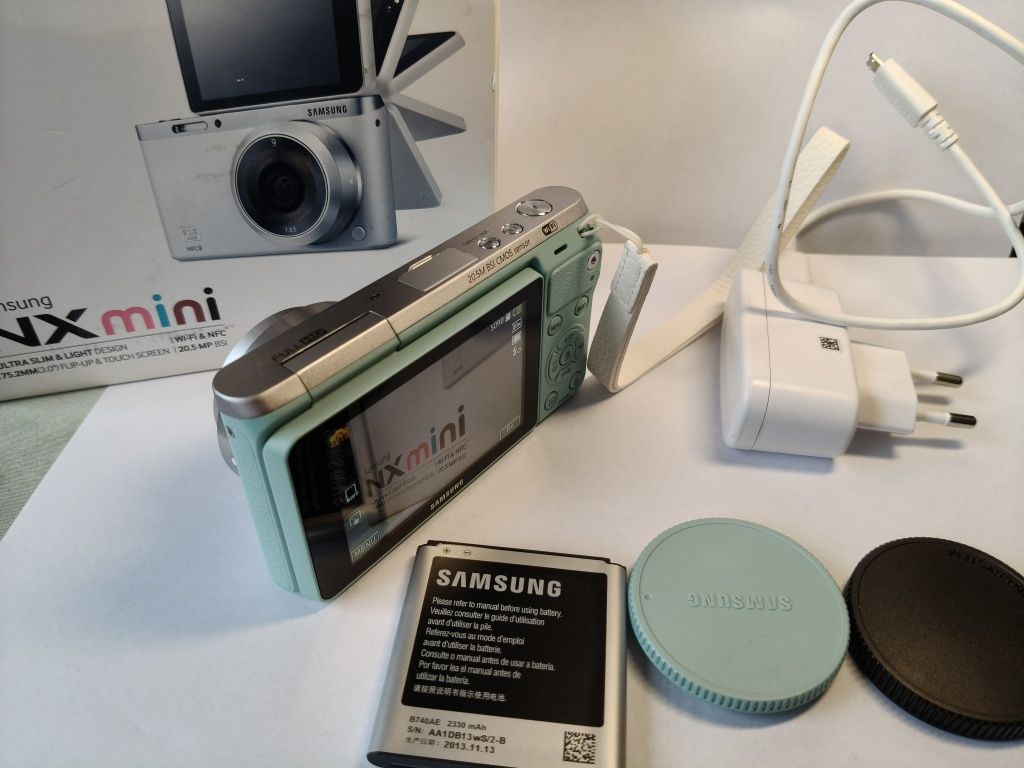 Aparat Samsung NX Mini - Kompaktowa lustrzanka