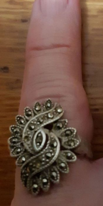 кольцо капельное серебро 925 проба 17,5