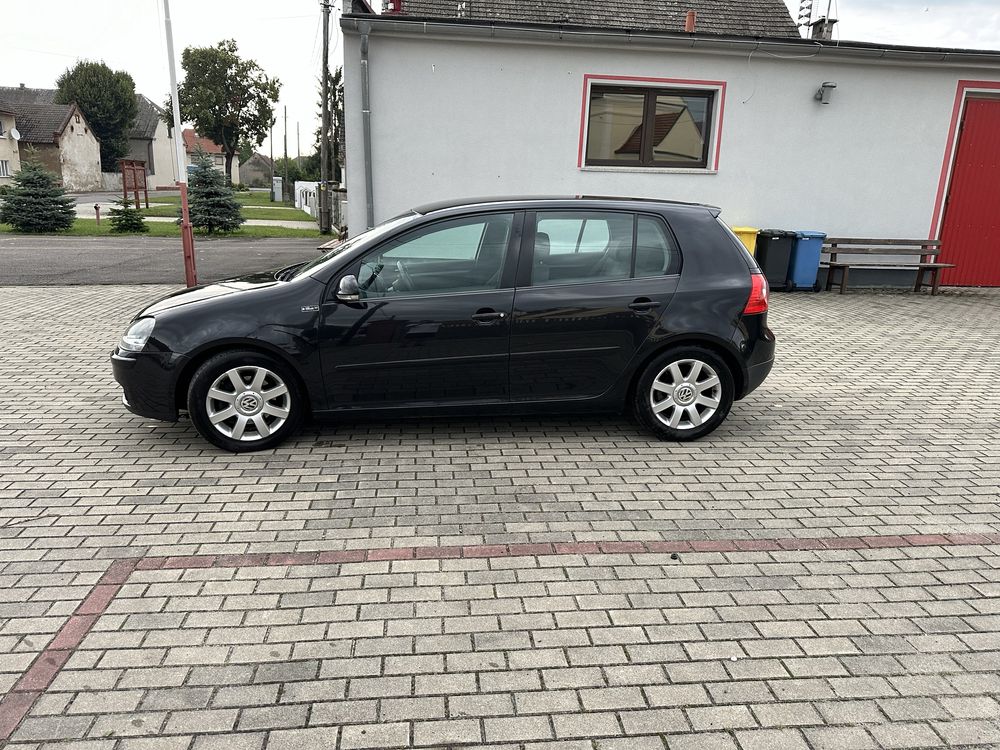 Volksvagen golf 5 1.9 tdi diesel w bdb stanie