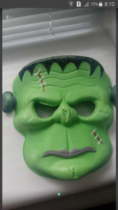 маска зеленая на хелоуин
