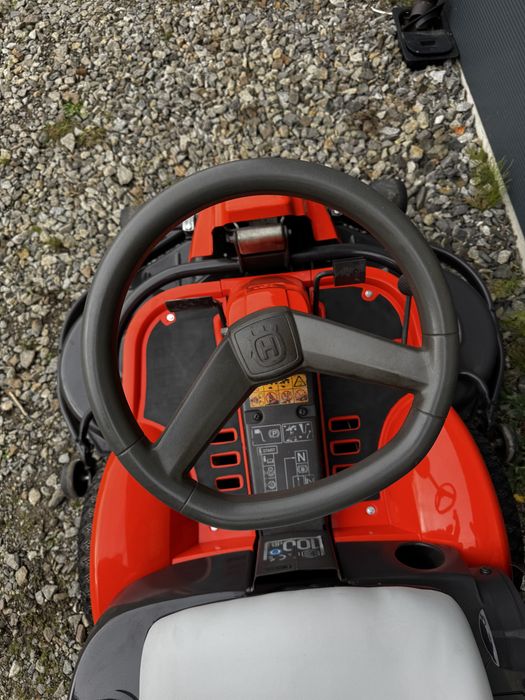 Traktorek Husqvarna Rider R16C 17.5KM Briggs kosisko 103 cm