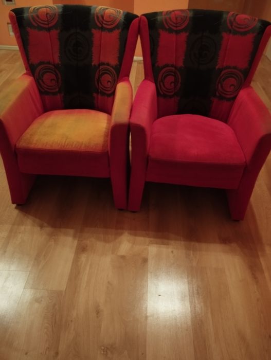 Dwa wygodne fotele do salonu