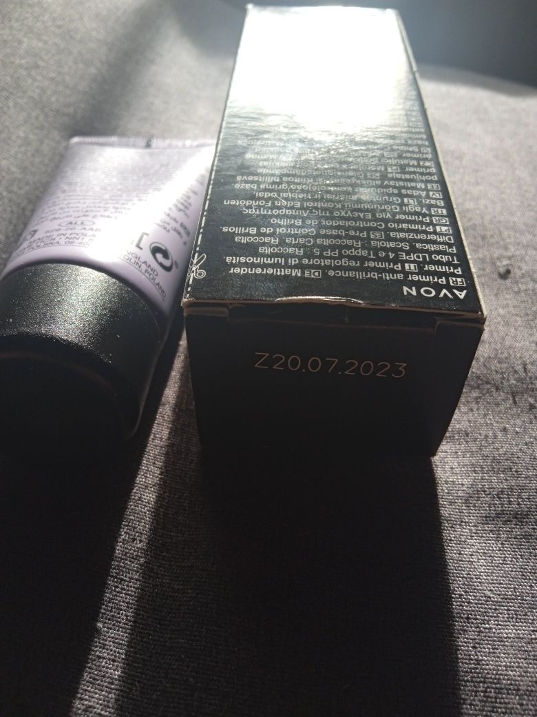 Sprzedam nowy primer do twarzy Avon