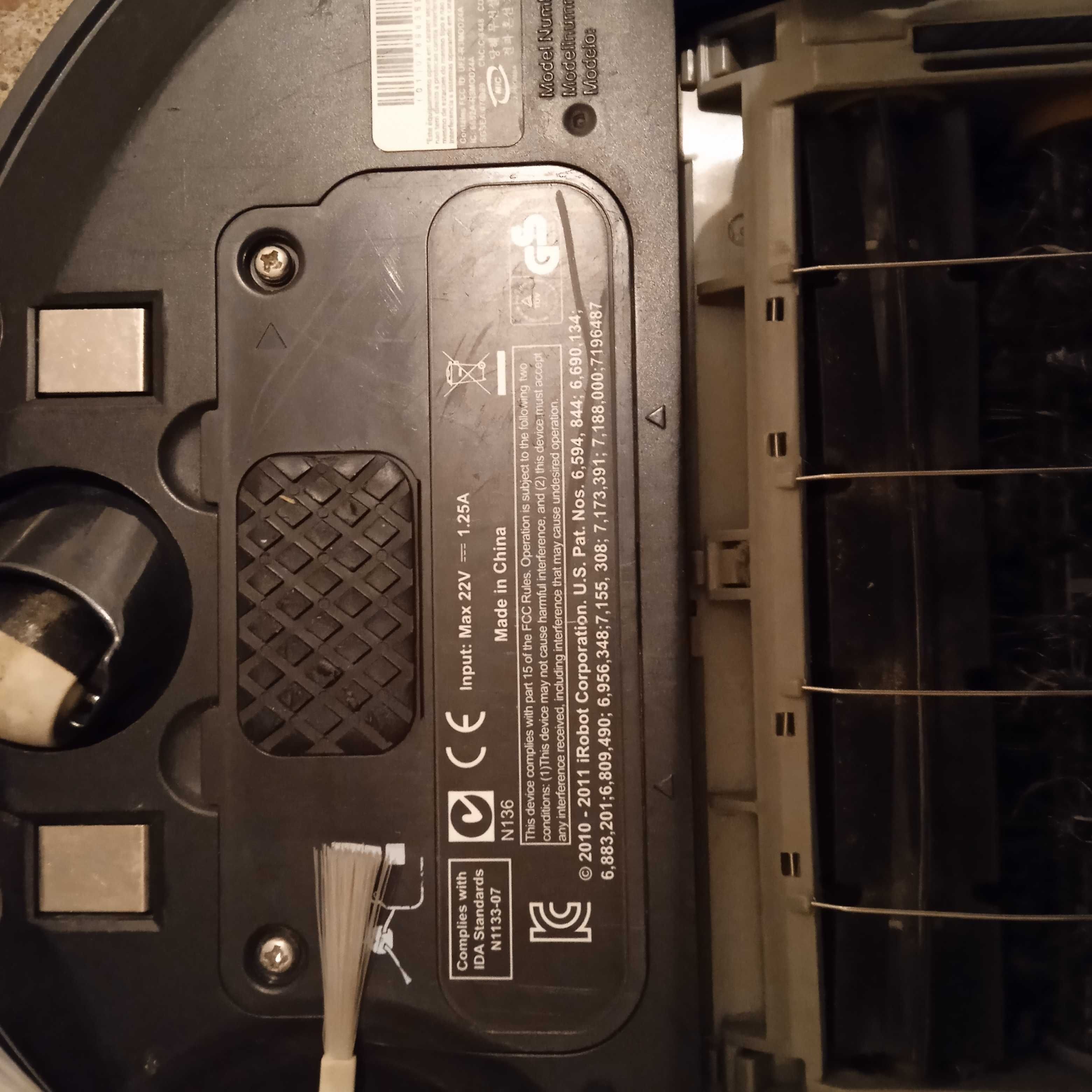 odkurzacz irobot roomba 780 stan nieznany z bazą