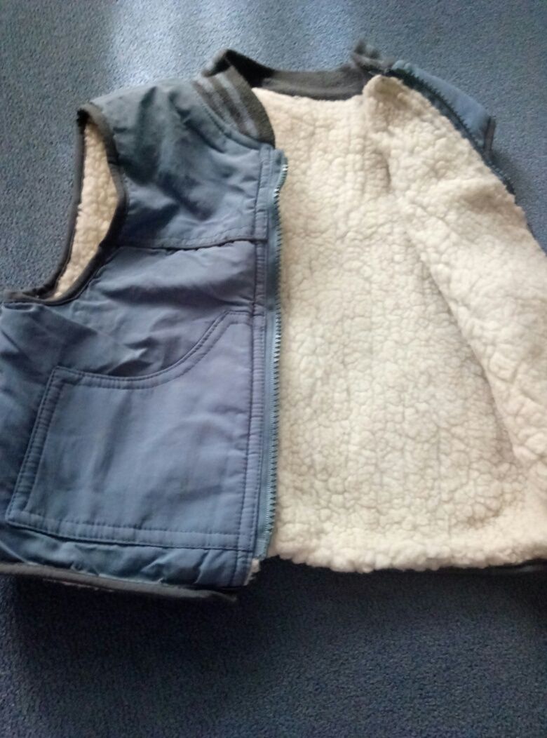 Зимний комплект （курточка,брючки и жилетка）на рост 98 см