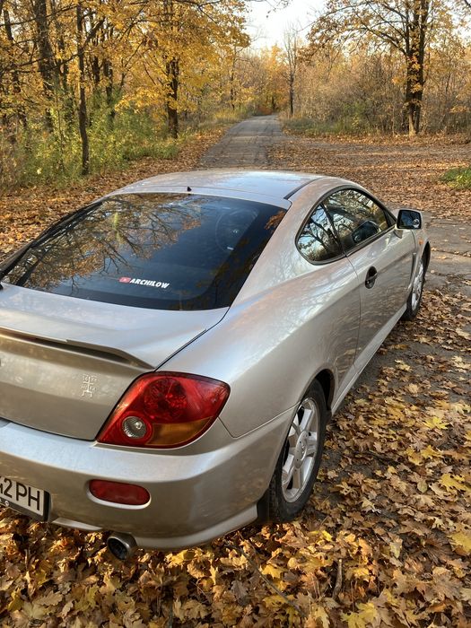 Hyundai coupe tiburon