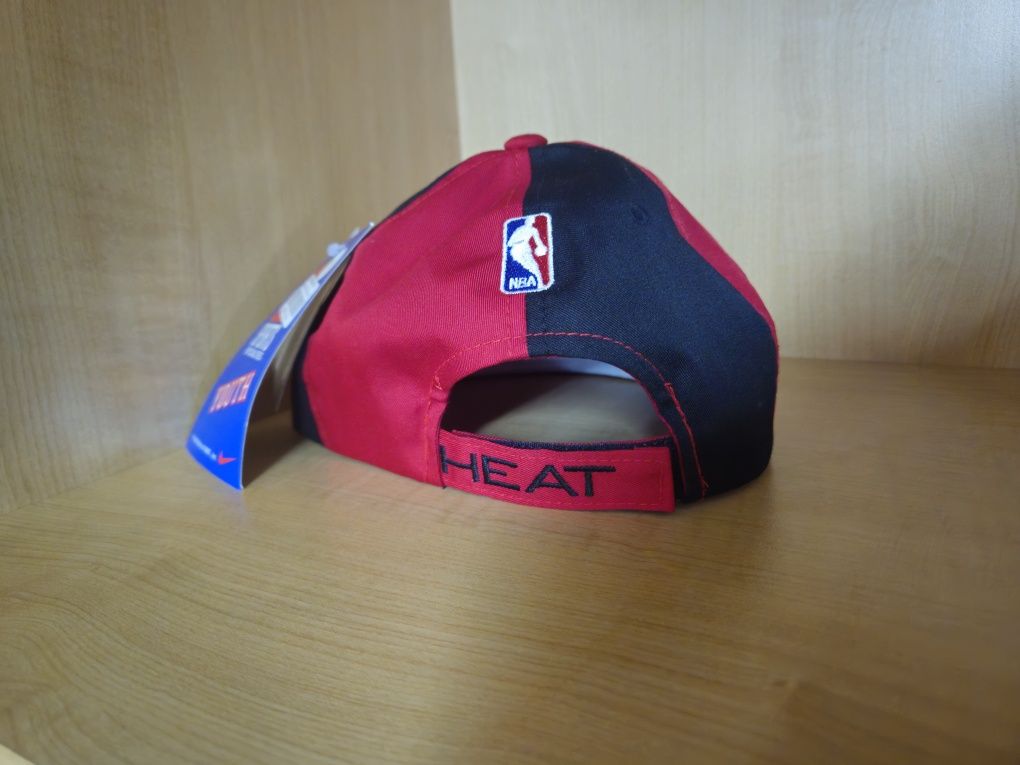 Nowa czapka z daszkiem Miami Heat Nike NBA Vintage 90s