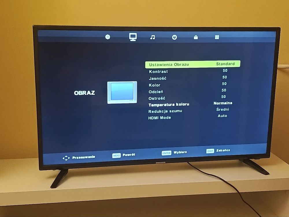 Telewizor MANTA 40 cali
