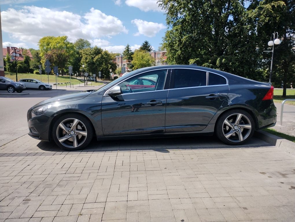 Volvo S60 3.0 T6 AWD 330KM Polestar R-design