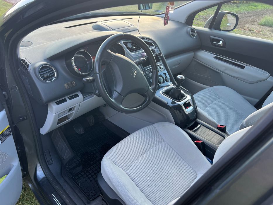 Peugeot 5008 1.6 eHDI