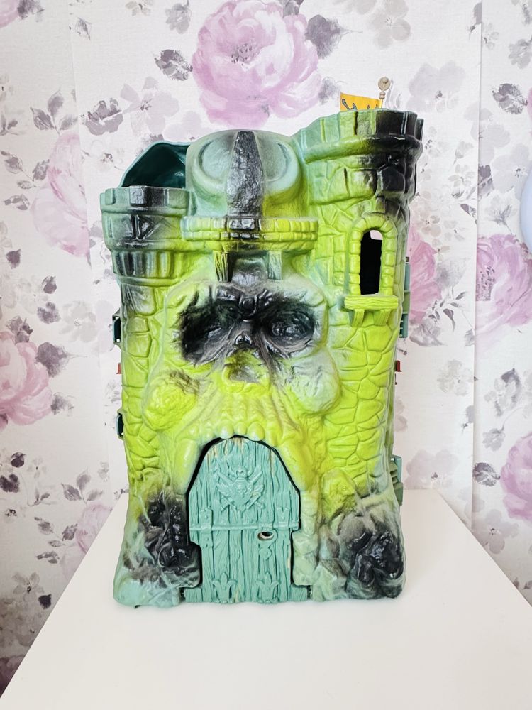 Zamek Posępny Czerep, Masters Of The Universe He-Man Castle Grayskull