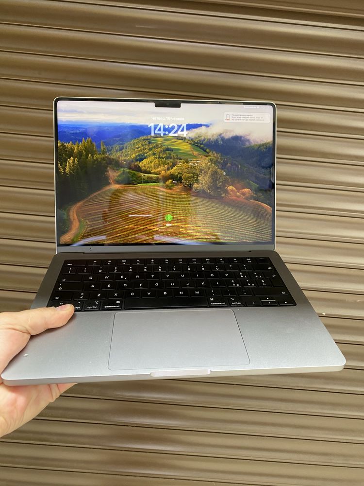 USED Macbook Pro 14 M3 16 / 512