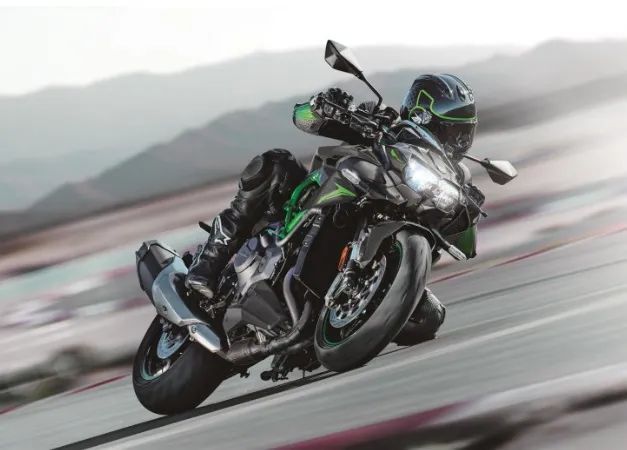Kawasaki Z Kawasaki ZH2 / 4 lata gwarancji / Salon Kawasaki Warszawa-Łazy