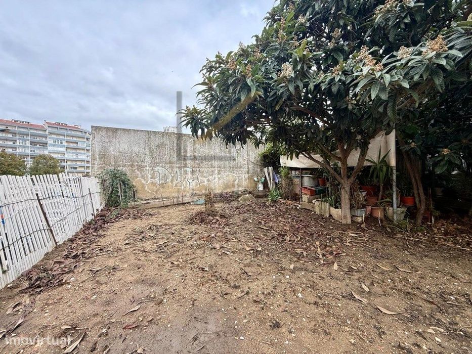 Terreno em Cacilhas com PIP aprovado - excelente oportunidade de in...