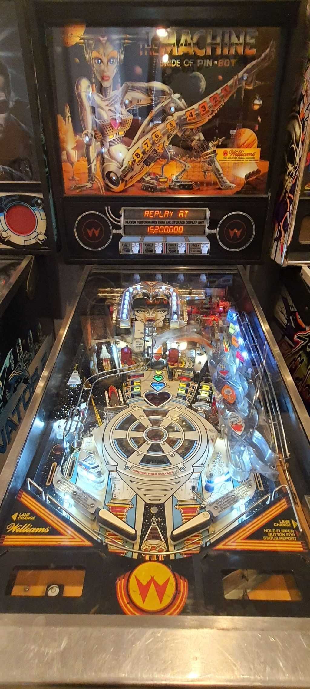 Flipper Pinball Bride of Pinbot