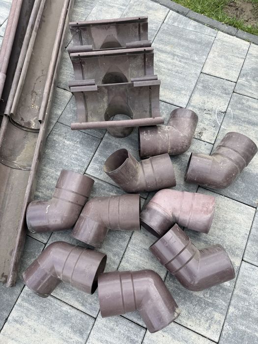 Sprzedam kolanka do rynny dachowej