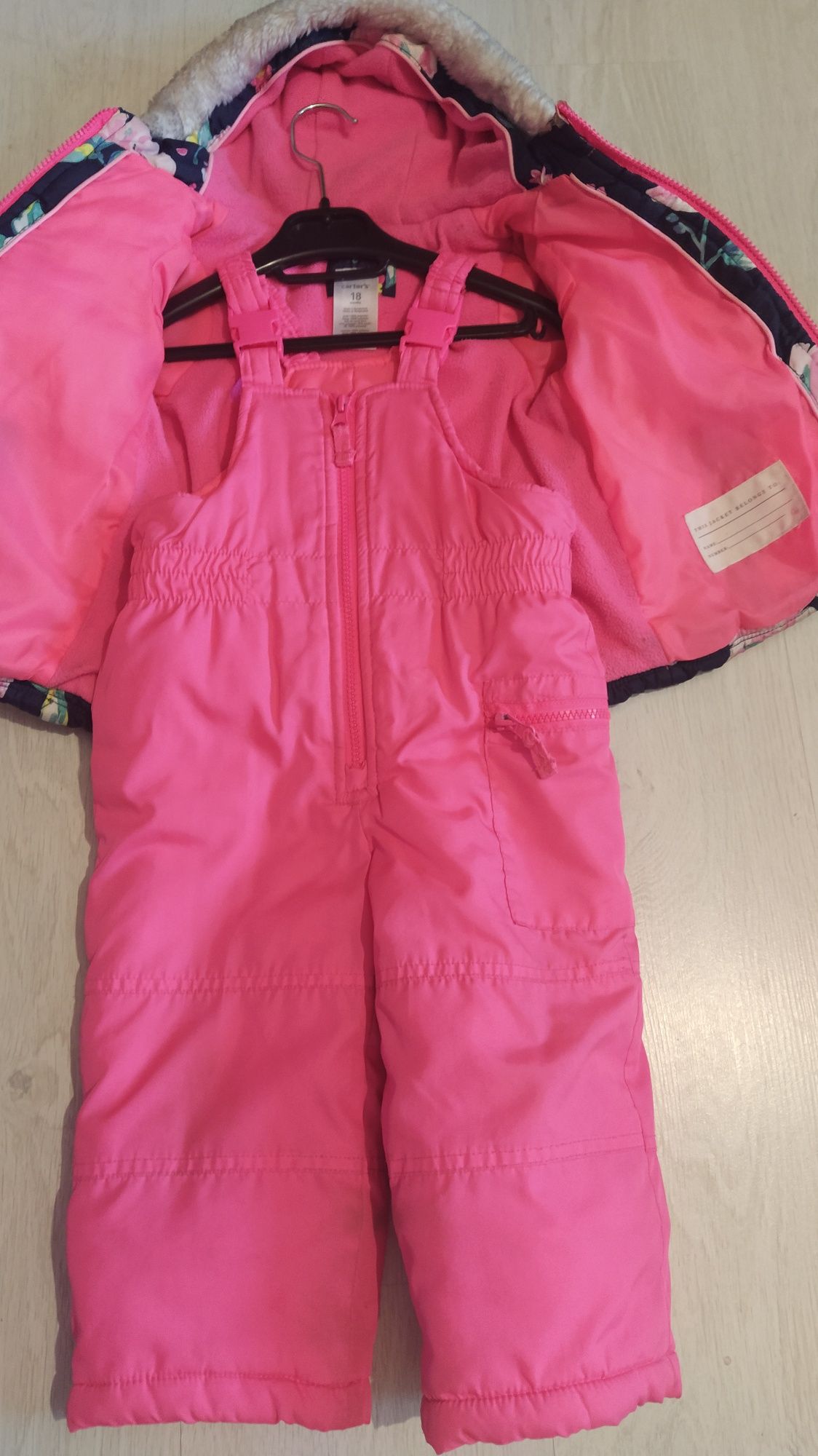 Продам комбинезон/костюм Carter's, размер 12 - 18 мес., 80-86 рост
