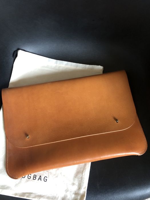Etui na Ipad MacBook Hugbag skóra naturalna