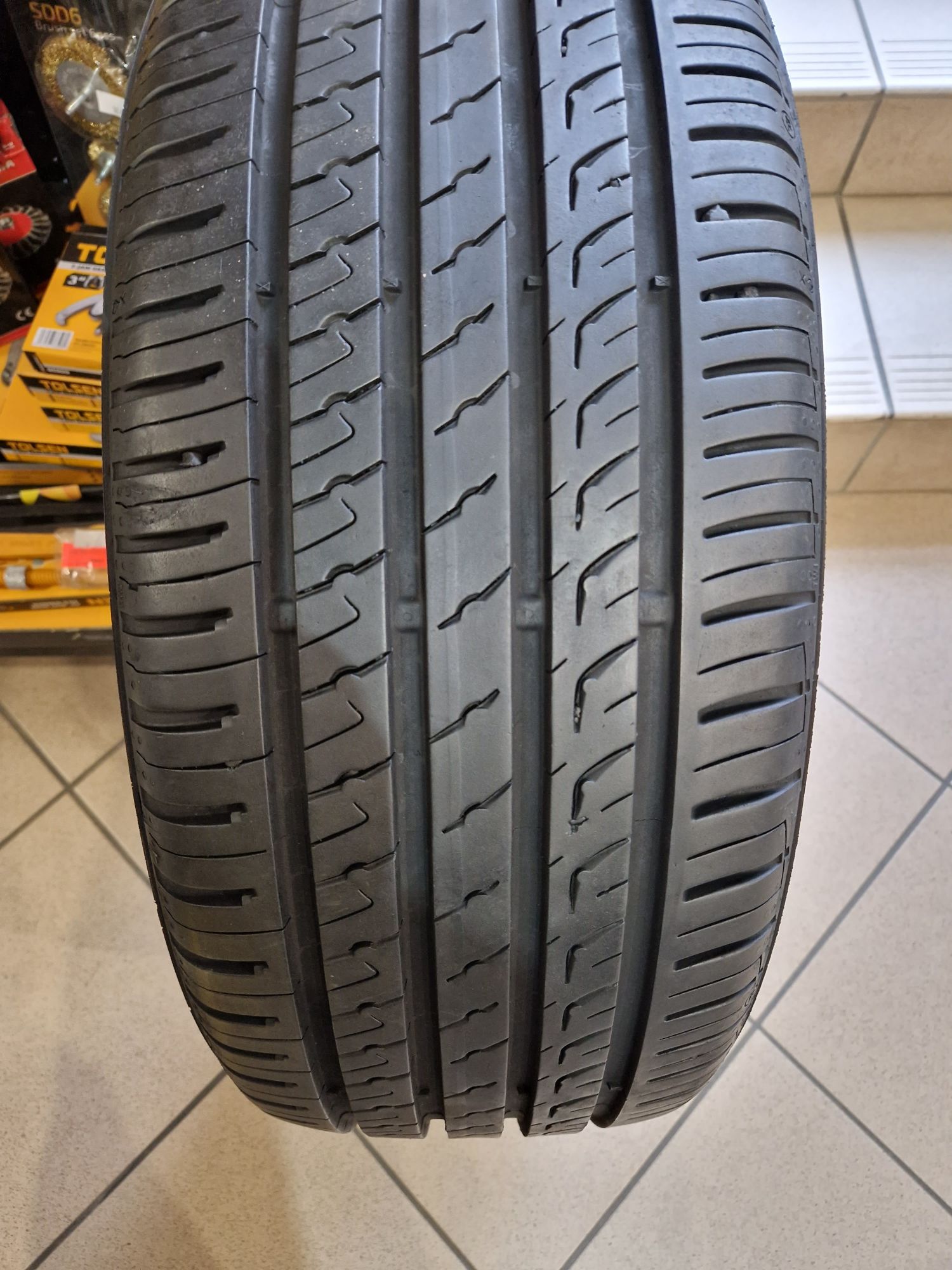 Barum 225/45R19 Bravuris 5 HM